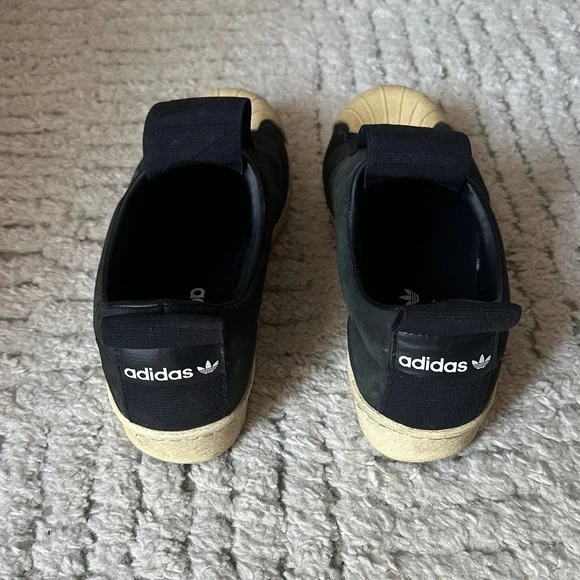 ADIDAS SLIP ONS - Picture 2 of 3